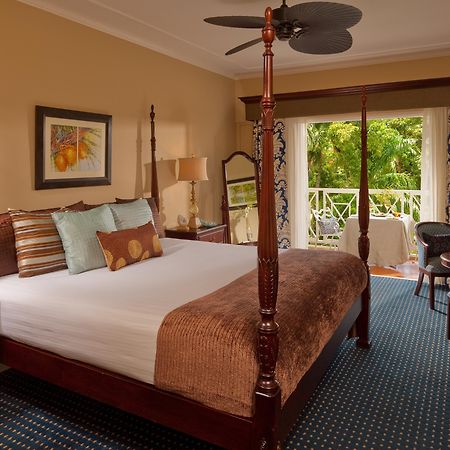 Sandals Ochi Beach Resort All Inclusive (Adults Only) Очо-Ріос Екстер'єр фото